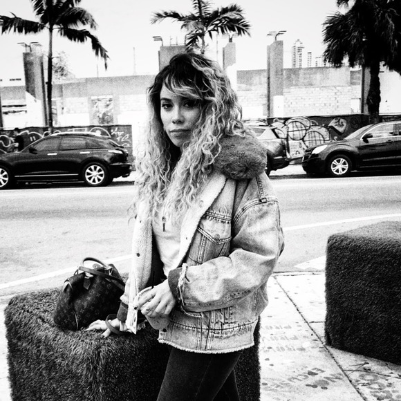 Meet your Posher, Jasmine - Picture 1 of 1